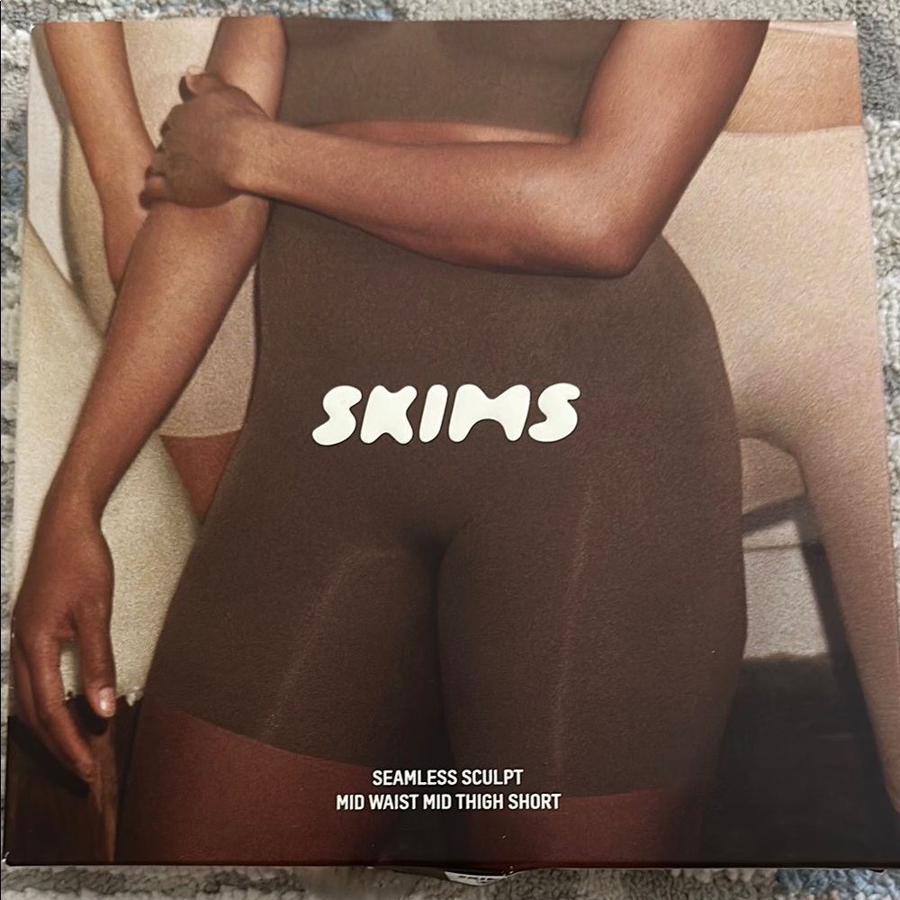 NWT • Skims • solutionwear mid waist mid thigh short